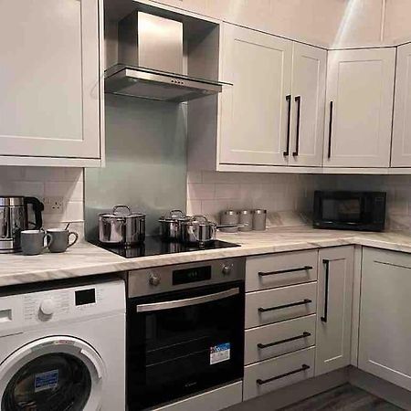 Anfield Home Sleeps 5 Close To Lfc Free Parking Liverpool Extérieur photo
